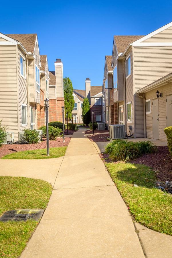 Philadelphia Suites At Airport - An Extended Stay Hotel Extérieur photo