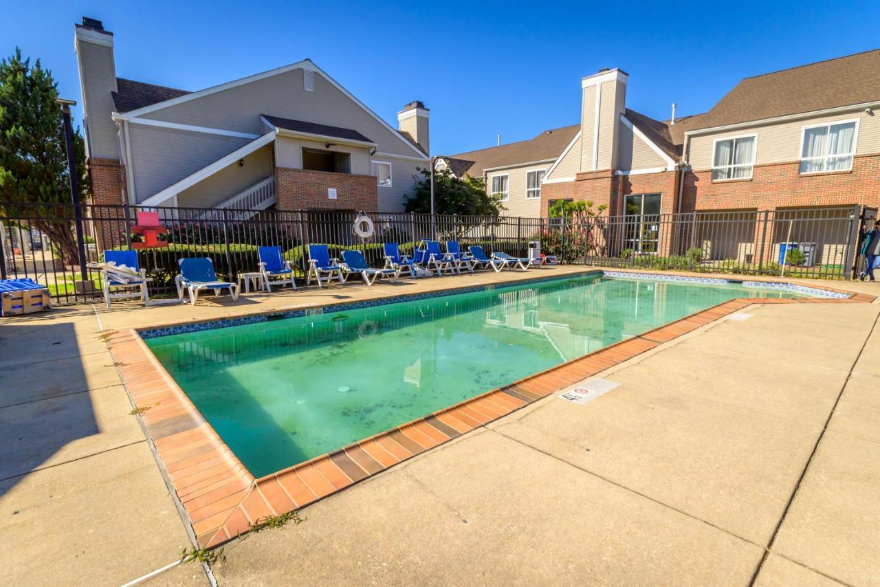 Philadelphia Suites At Airport - An Extended Stay Hotel Extérieur photo